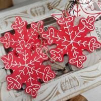 SALJU piros karácsonyfadísz